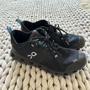 Women’s On Running shoes